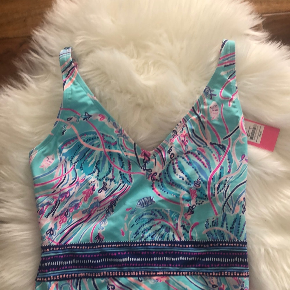 Lilly Pulitzer Riya One Piece Swimsuit NWT Sz 2 - Picture 5 of 10
